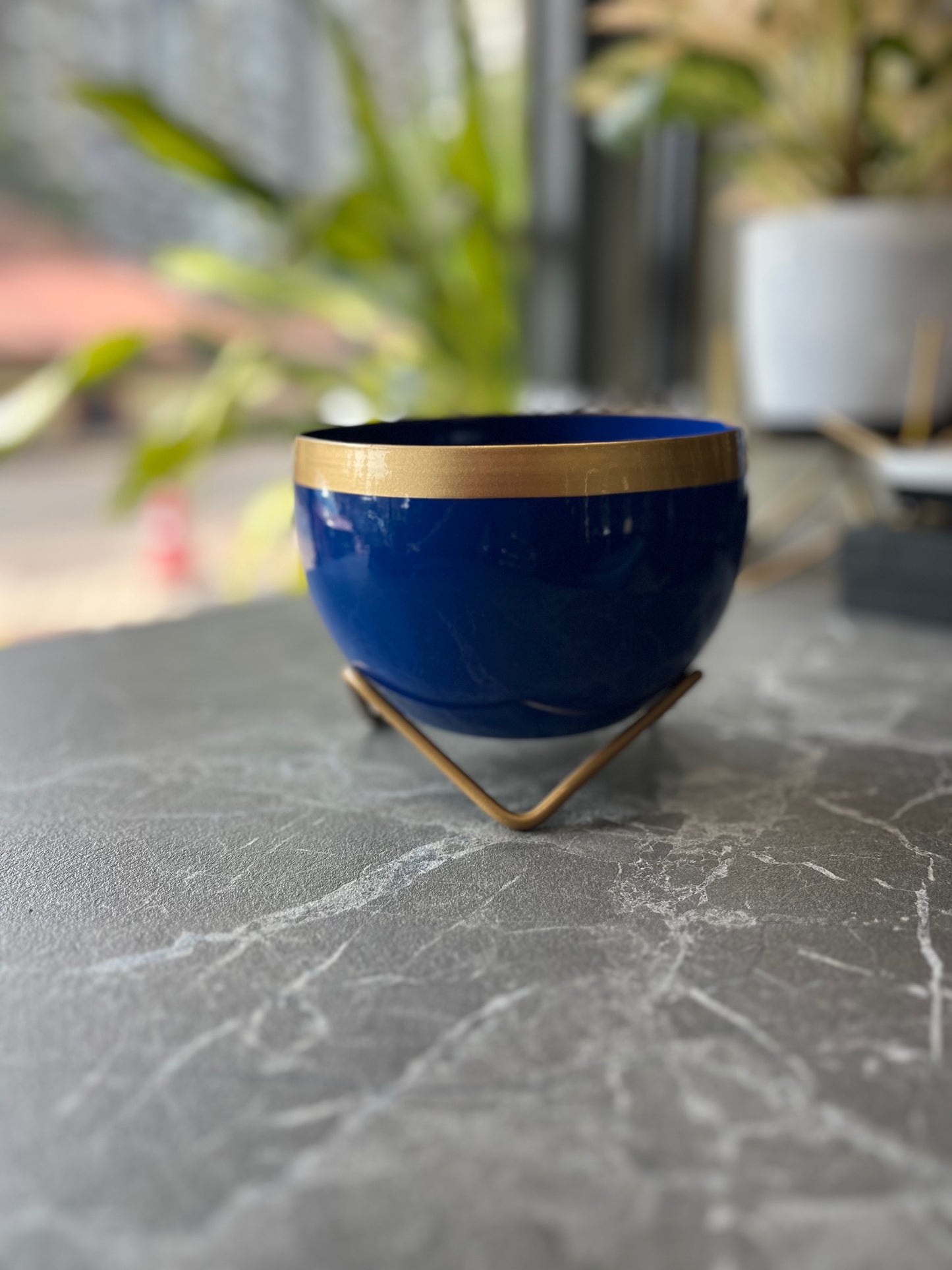 Our Balcony Garden Blue Gold Metal Pot B315